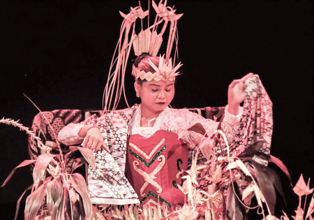 TARI KREASI TRADISI                 