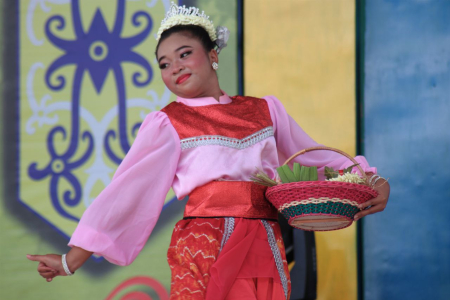 TARI BATIMUNG REMPAH