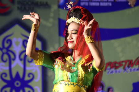 TARI USUNG BAUSUNG