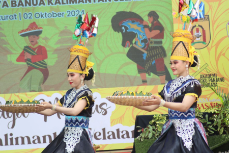 TARI KREASI BATUNAI