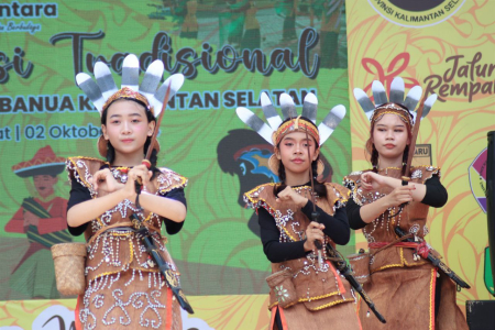 TARI KREASI MANDAU