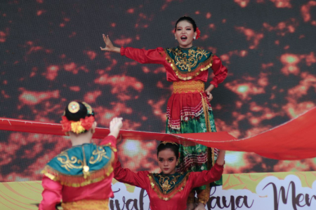 TARI KREASI TRADISIONAL