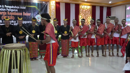 TARIAN SEKA