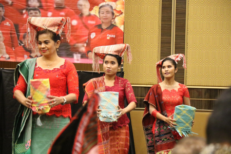 TARI TOR TOR