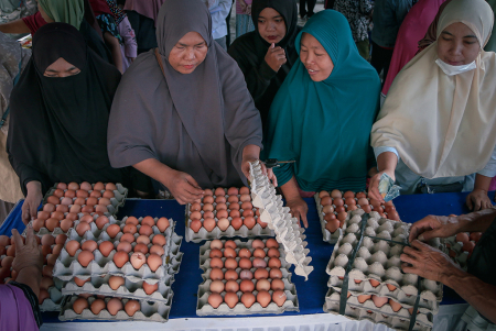 PASAR RAKYAT DI MATARAM