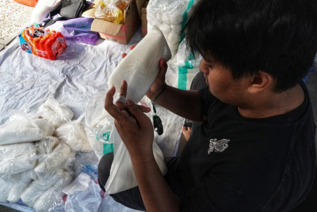 BUNGKUS GULA PASIR