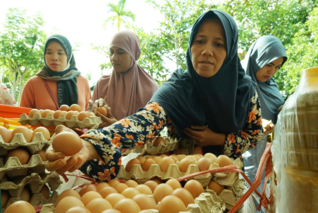 PILIH TELUR AYAM RAS