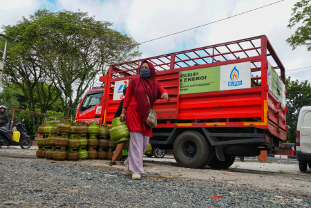 OPERASI PASAR PENYEIMBANG