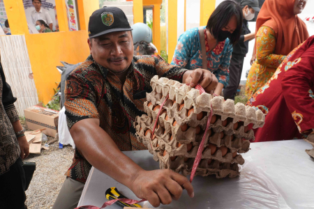 IKAT BAKI TELUR AYAM RAS