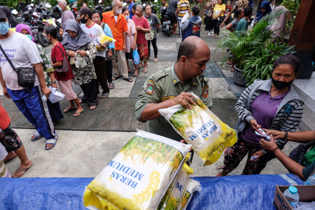OPERASI PASAR BULOG