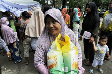 OPERASI PASAR MURAH DI BEKASI