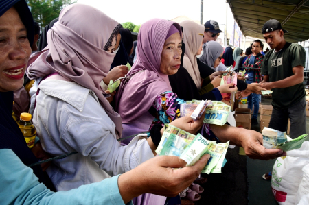 ANTRE DI PASAR MURAH
