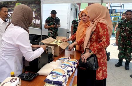 BAZAR HUT TNI
