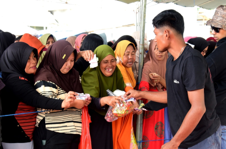 BELI CABAI DAN BAWANG MERAH