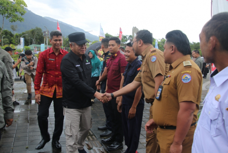 PJ GUBERNUR KALBAR KUNJUNGI PERBATASAN KABUPATEN SAMBAS