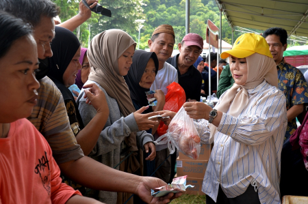 DAGING AYAM MURAH