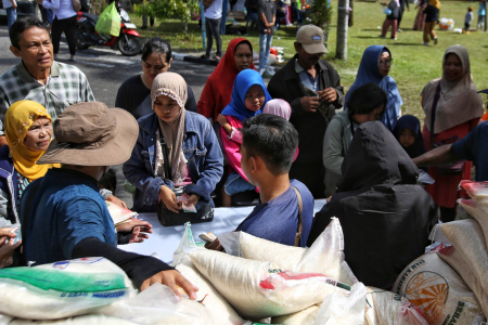 GERAKAN PASAR MURAH HUT KE-62 TVRI 