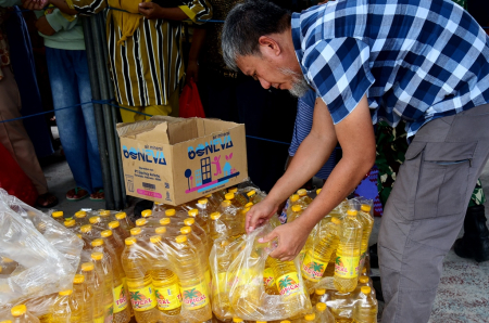 HARGA MINYAK GORENG STABIL