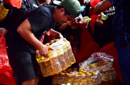 HARGA MINYAK GORENG STABIL