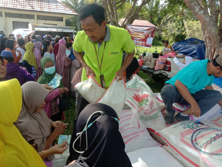  BERAS MURAH UNTUK WARGA