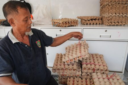 SUSUN TELUR AYAM RAS