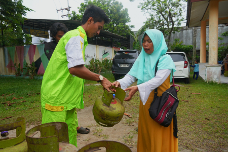 SERAHKAN TABUNG GAS ELPJI