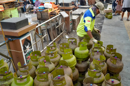 OPERASI PASAR GAS ELPIJI 3 KG