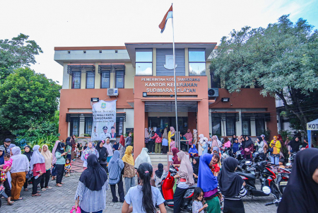 TUNGGU BAZAR BERAS MURAH