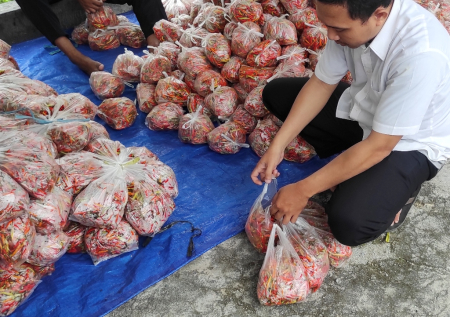 IKAT KANTONG CABAI