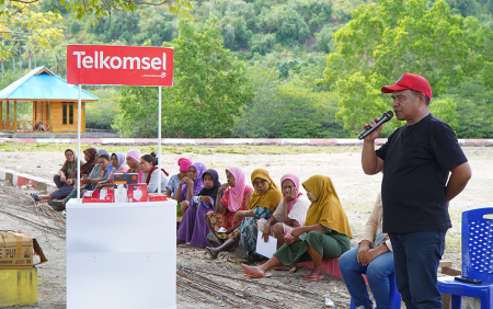 KOMITMEN JAGA STABILITAS HARGA