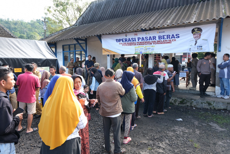 ANTRE BELI BERAS SPHP