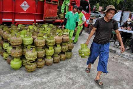 BAWA TABUNG ELPIJI 3 KG