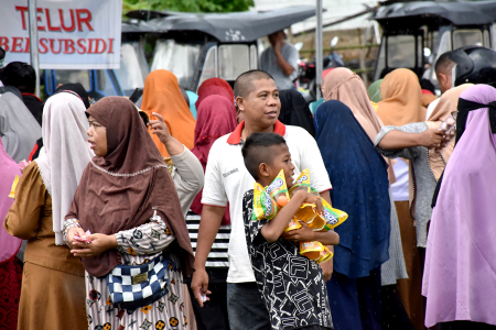 BELANJA DI PASAR MURAH