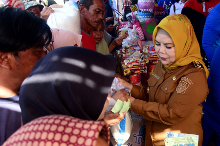 PASAR MURAH HUT TNI AL