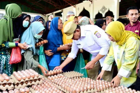 PENGABDIAN UNTUK MASYARAKAT