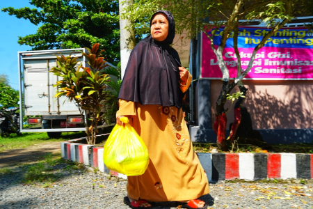 MEMBAWA PAKET SEMBAKO MURAH