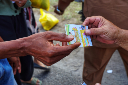 SERAHKAN KUPON PAKET SEMBAKO MURAH