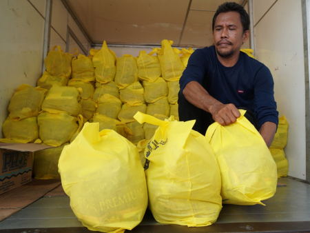 MENYUSUN PAKET SEMBAKO MURAH