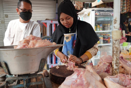 HARGA AYAM RAS STABIL