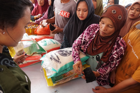 MEMBELI BERAS MURAH