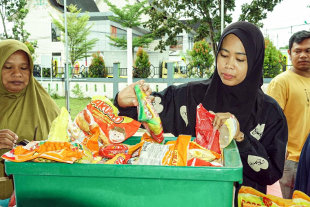 PILIH OLAHAN DAGING AYAM BEKU