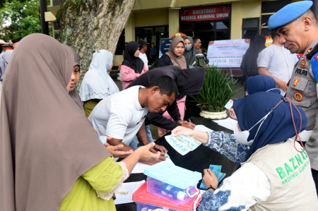 SERAHKAN KUPON BELANJA