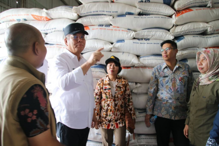 PENYEBAB KENAIKAN HARGA BERAS KAPUAS HULU