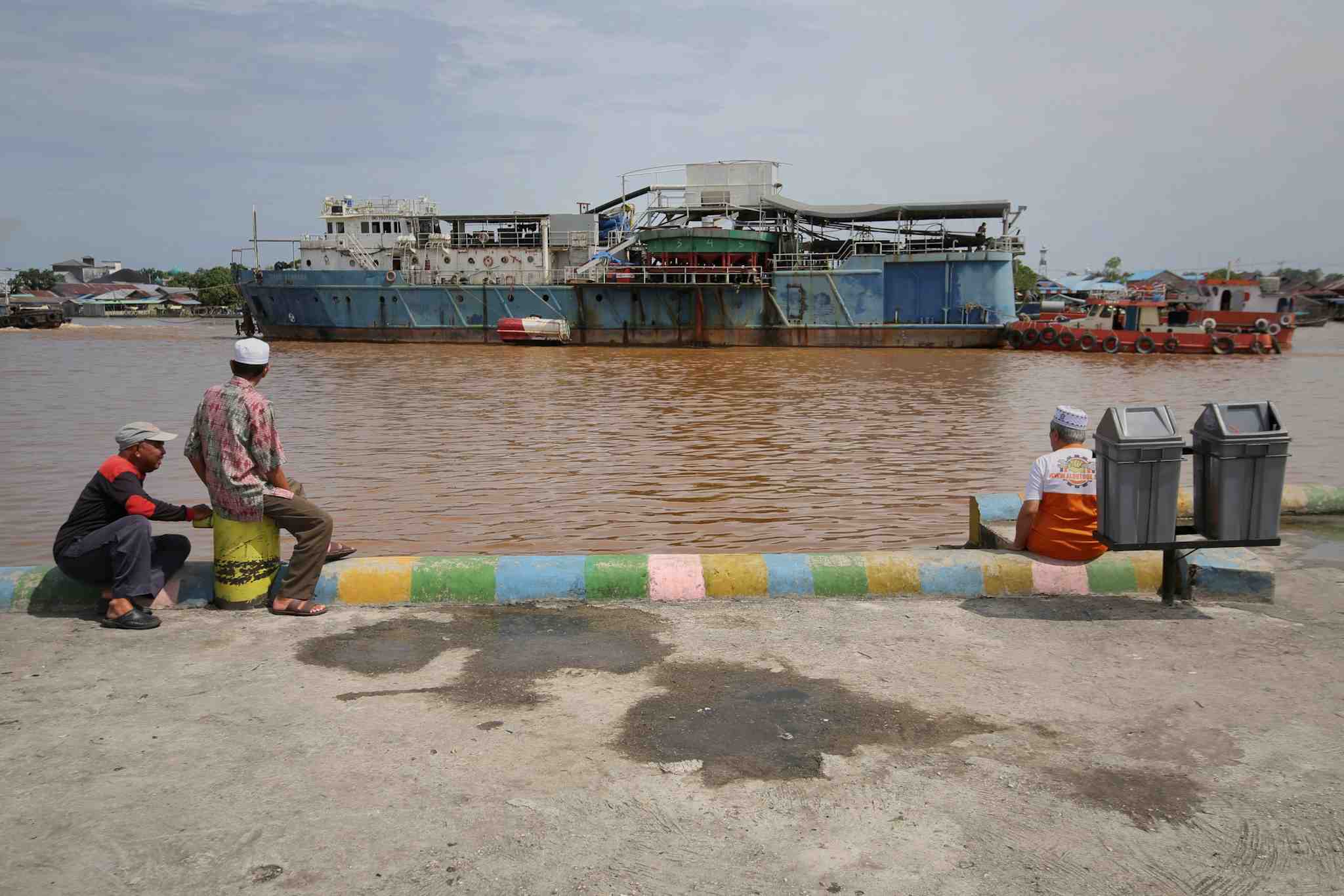 ANGKUTAN SUNGAI KAHAYAN 
