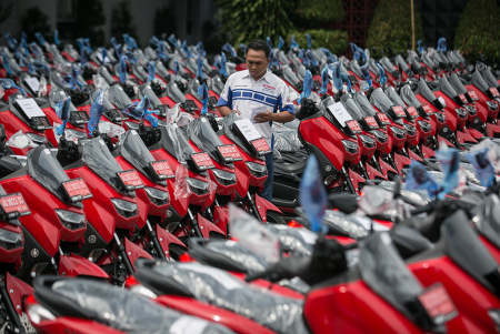 MOTOR DINAS BARU LURAH DAN KEPALA DESA 