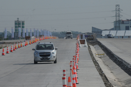 JALAN TOL FUNGSIONAL SOLO-YOGYAKARTA MULAI DIBUKA