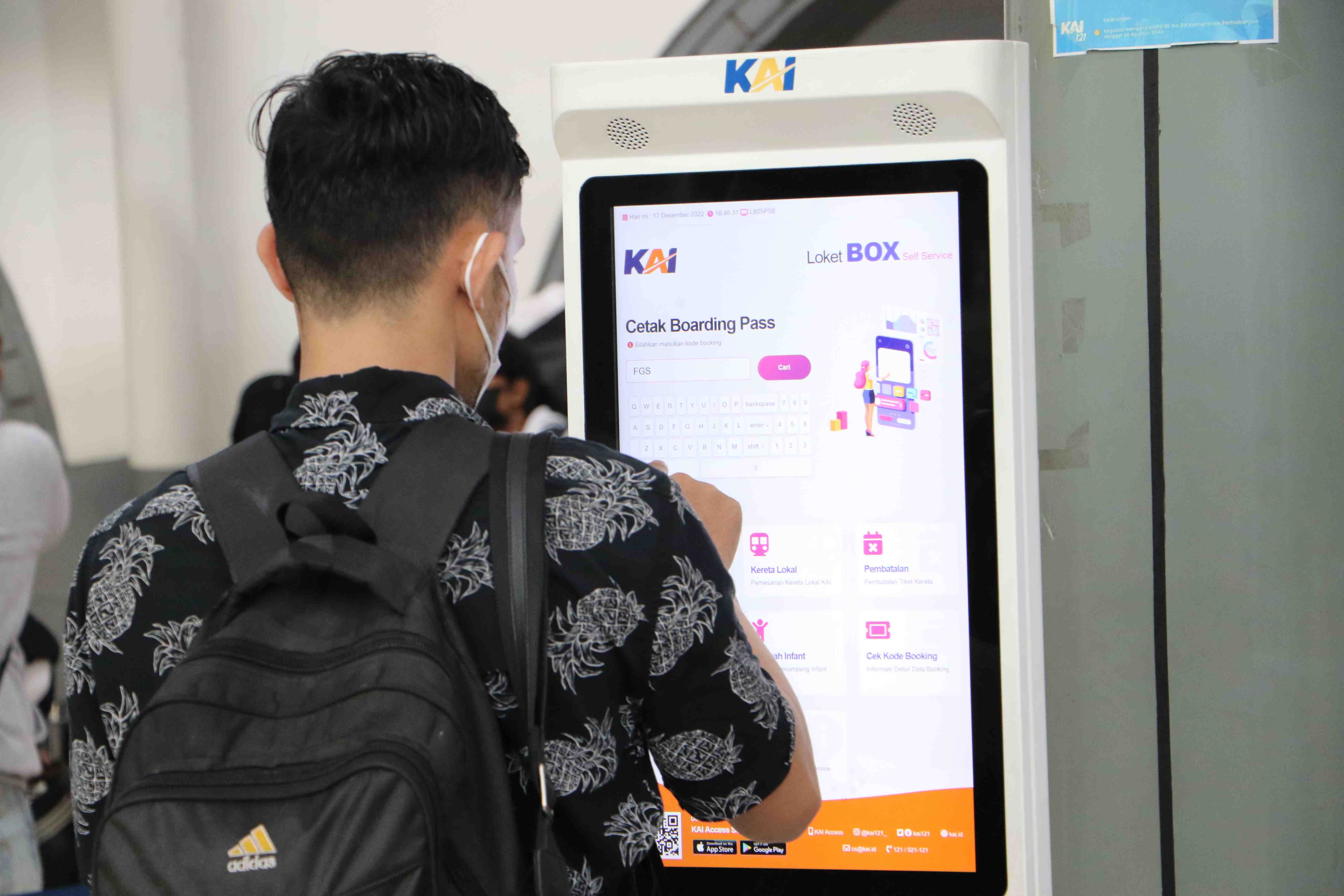 LIBUR NATARU STASIUN PASAR SENEN MENGALAMI PENINGKATAN