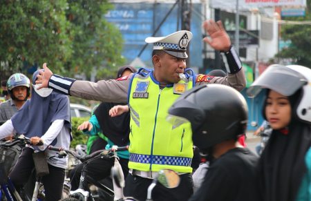 ATUR LALU LINTAS di BLORA