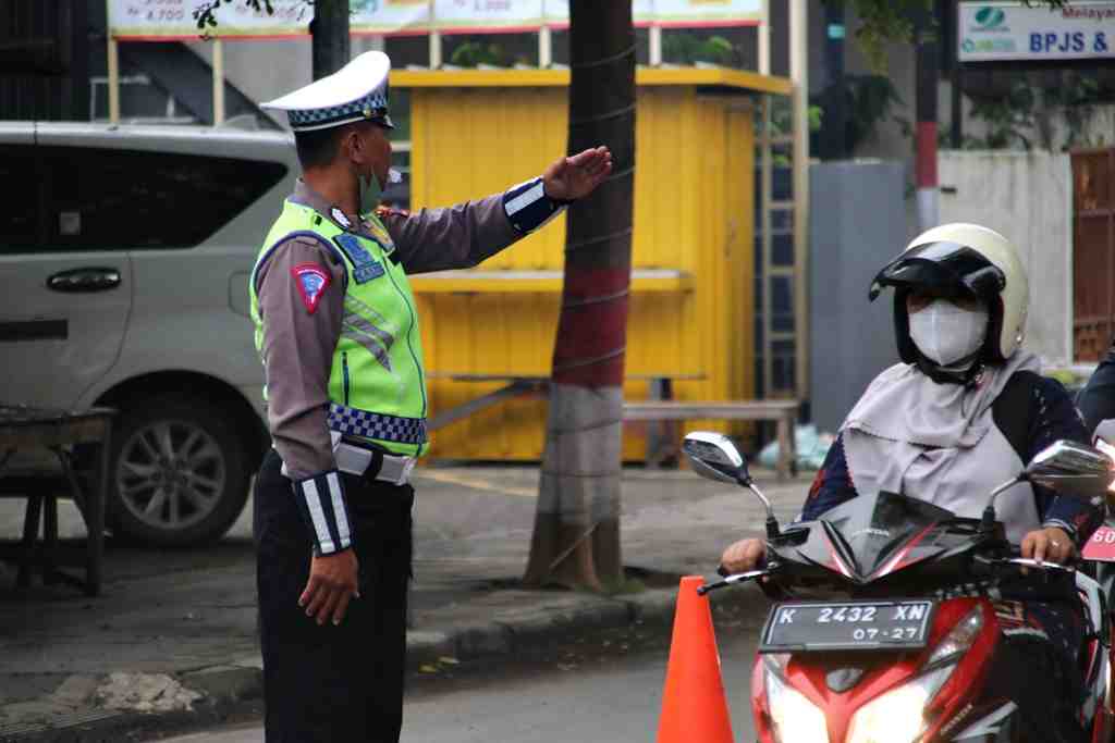 ATUR LALU LINTAS di BLORA
