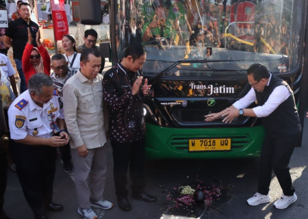 PERESMIAN BUS TRANS JATIM